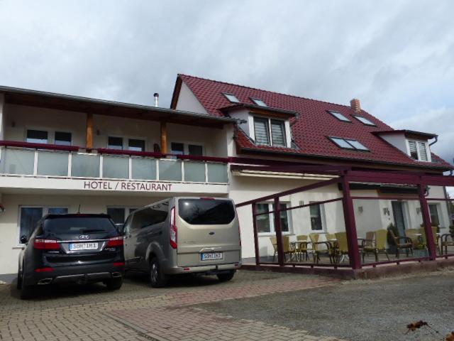Hotel/Restaurant Balkan ซึมเมอร์ดา ภายนอก รูปภาพ