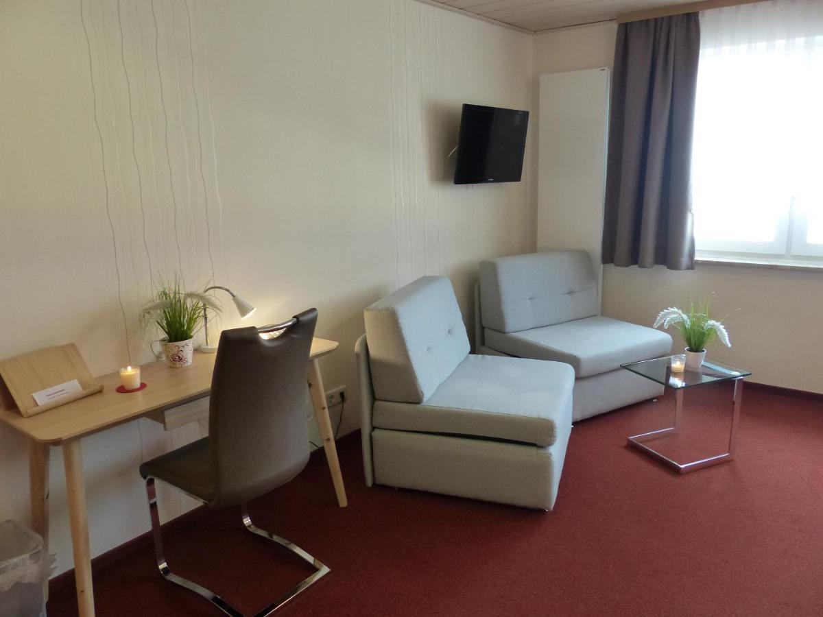 Hotel/Restaurant Balkan ซึมเมอร์ดา ภายนอก รูปภาพ