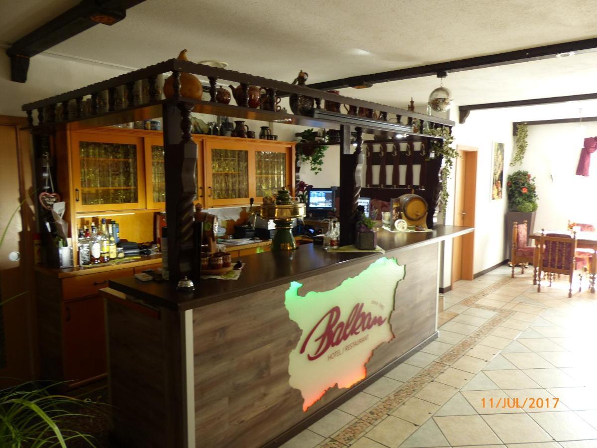 Hotel/Restaurant Balkan ซึมเมอร์ดา ภายนอก รูปภาพ